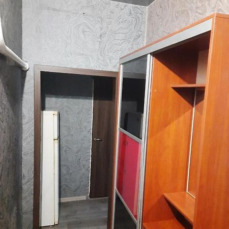 Apartment 2 Bed Rooms Near Aristokrat Zaporizhia 외부 사진