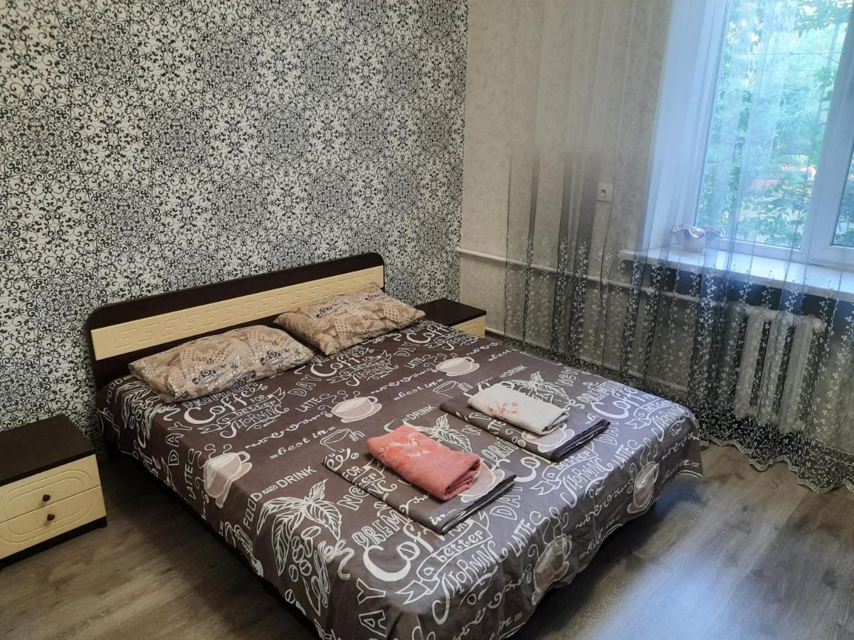 Apartment 2 Bed Rooms Near Aristokrat Zaporizhia 외부 사진